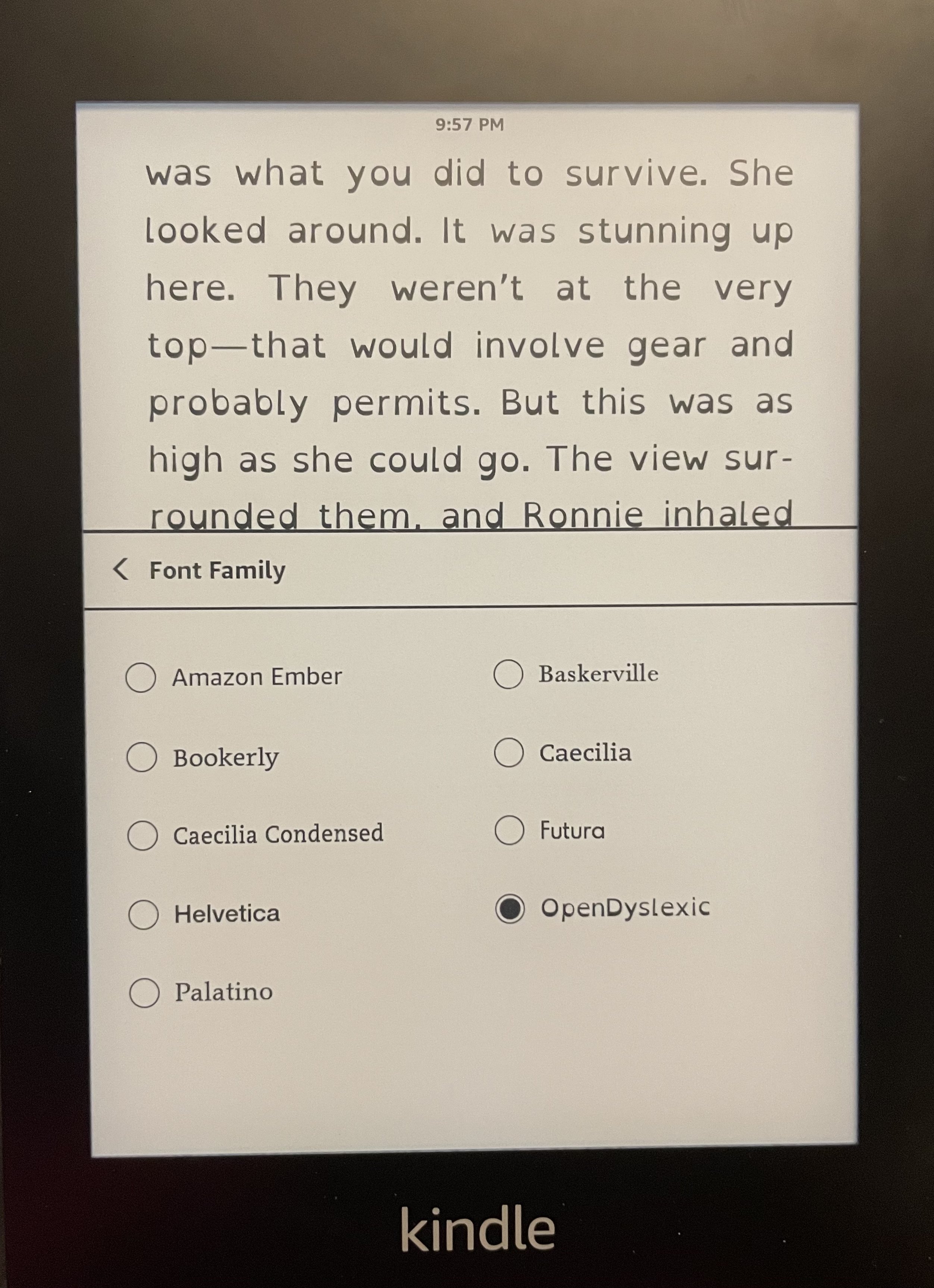 Kindle Paperwhite với phông chữ Open Dyslexic đã chọn